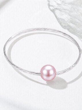 Pink Pearl Silver Hammered Wire Bangle Bracelet